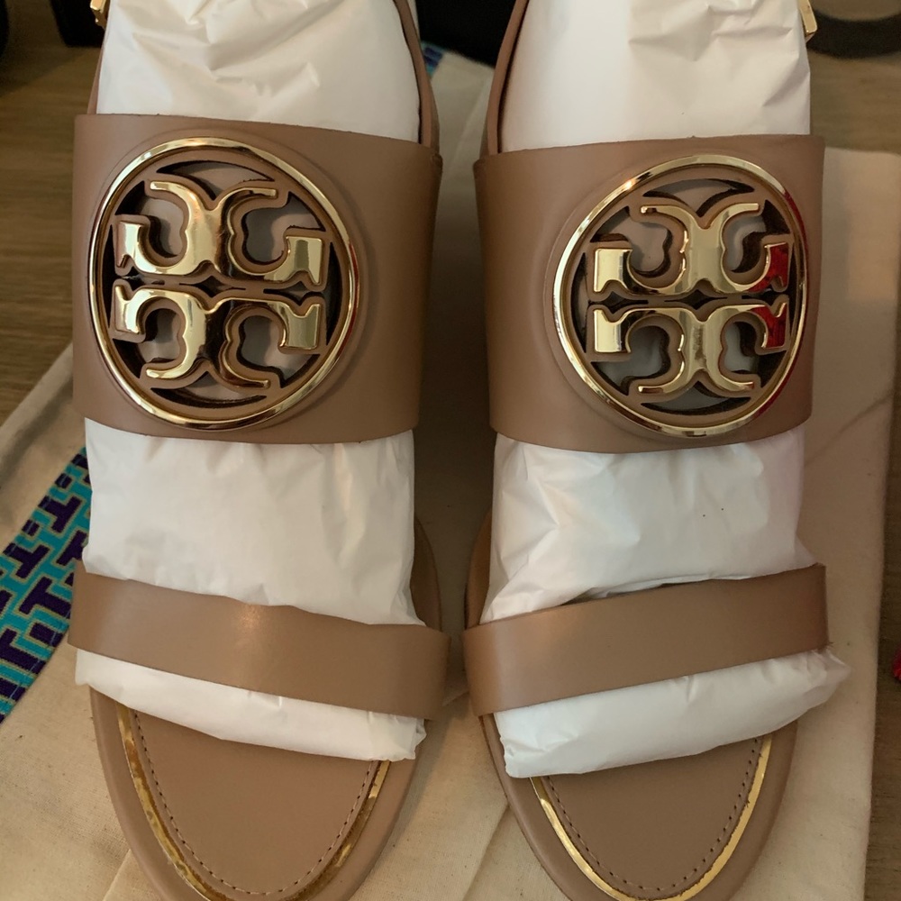 Tory Burch Miller Wedge Brand New 7.5